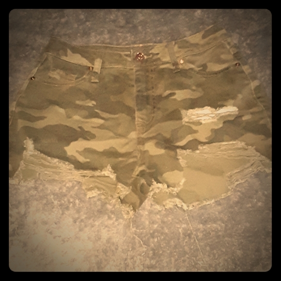 Shorts - Picture 1 of 1